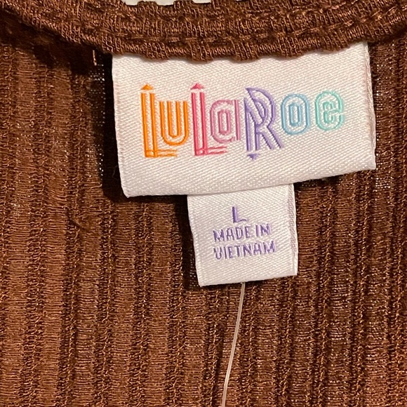 Brand new Lularoe Rachel tank with zipper size M - Picture 3 of 3